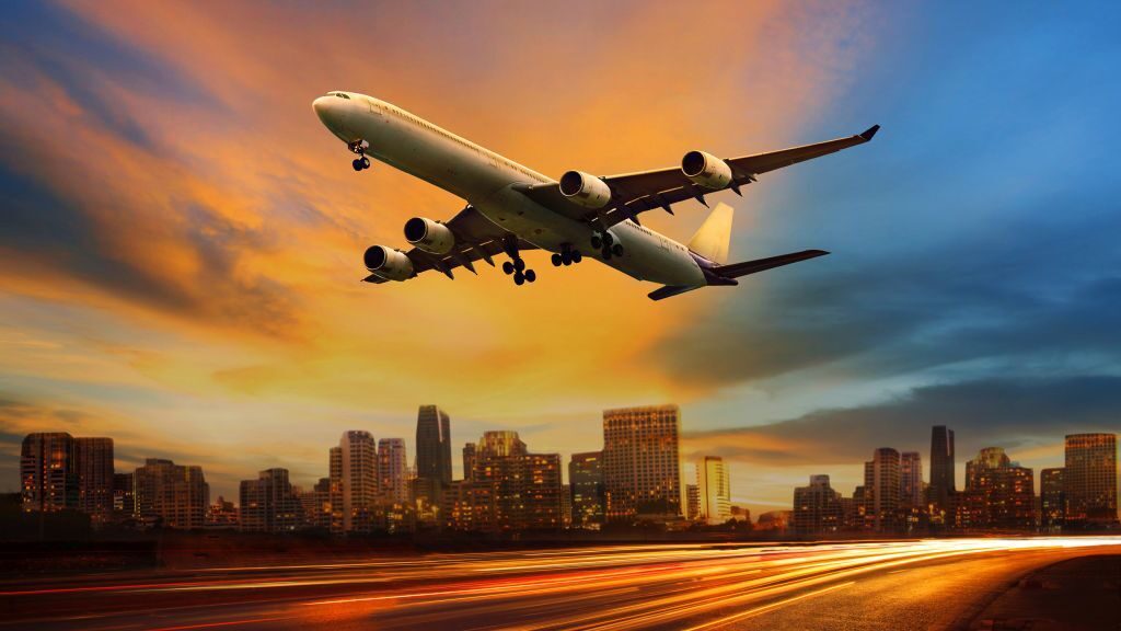 Доставка. Почта. Перевозки. Срочный груз самолетом из Москвы